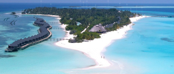 Kuredu na Malediwach plaża Kuredu Malediwy